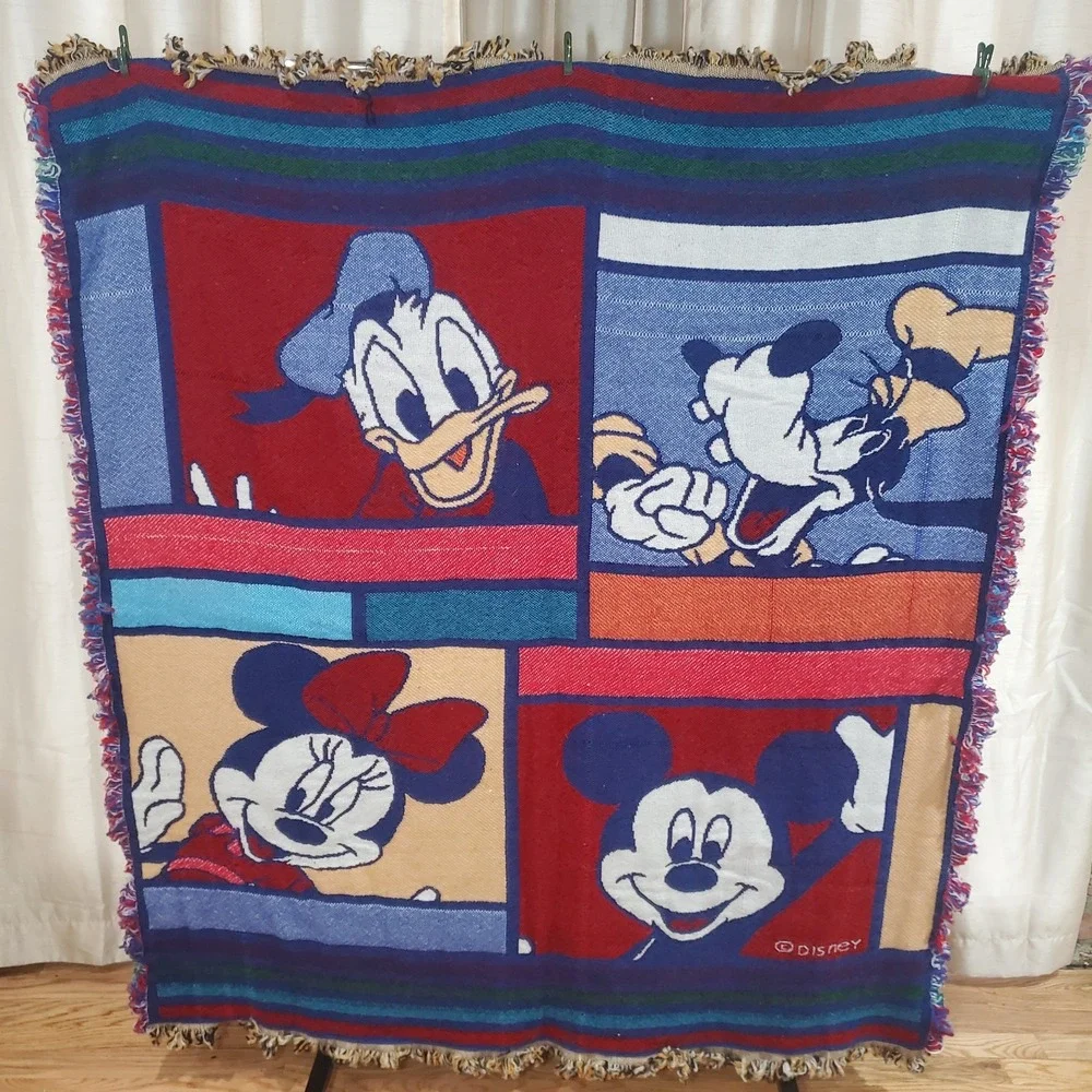 VTG Disney Blanket Characters Tapestry Woven Block Beacon Throw‎ 61x54 USA